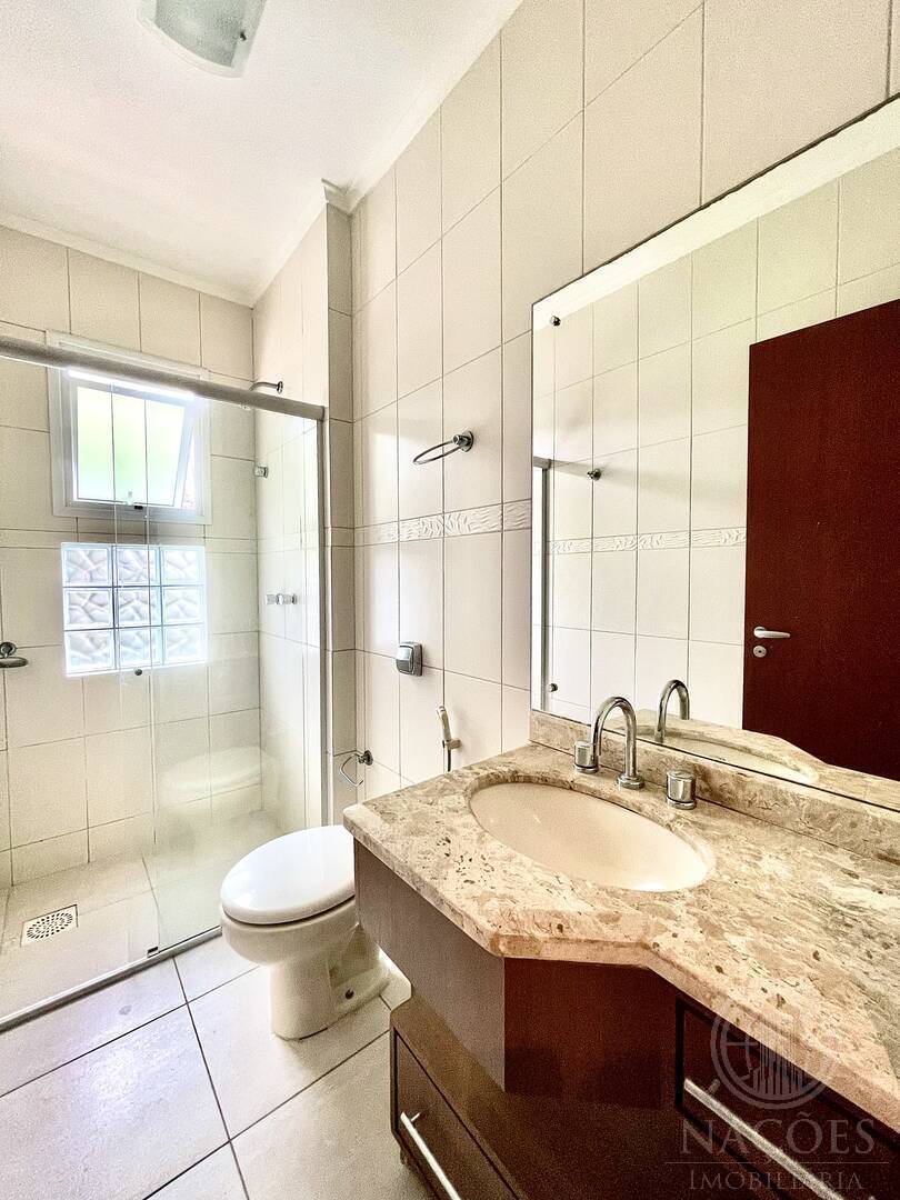 Casa, 4 quartos, 220 m² - Foto 25