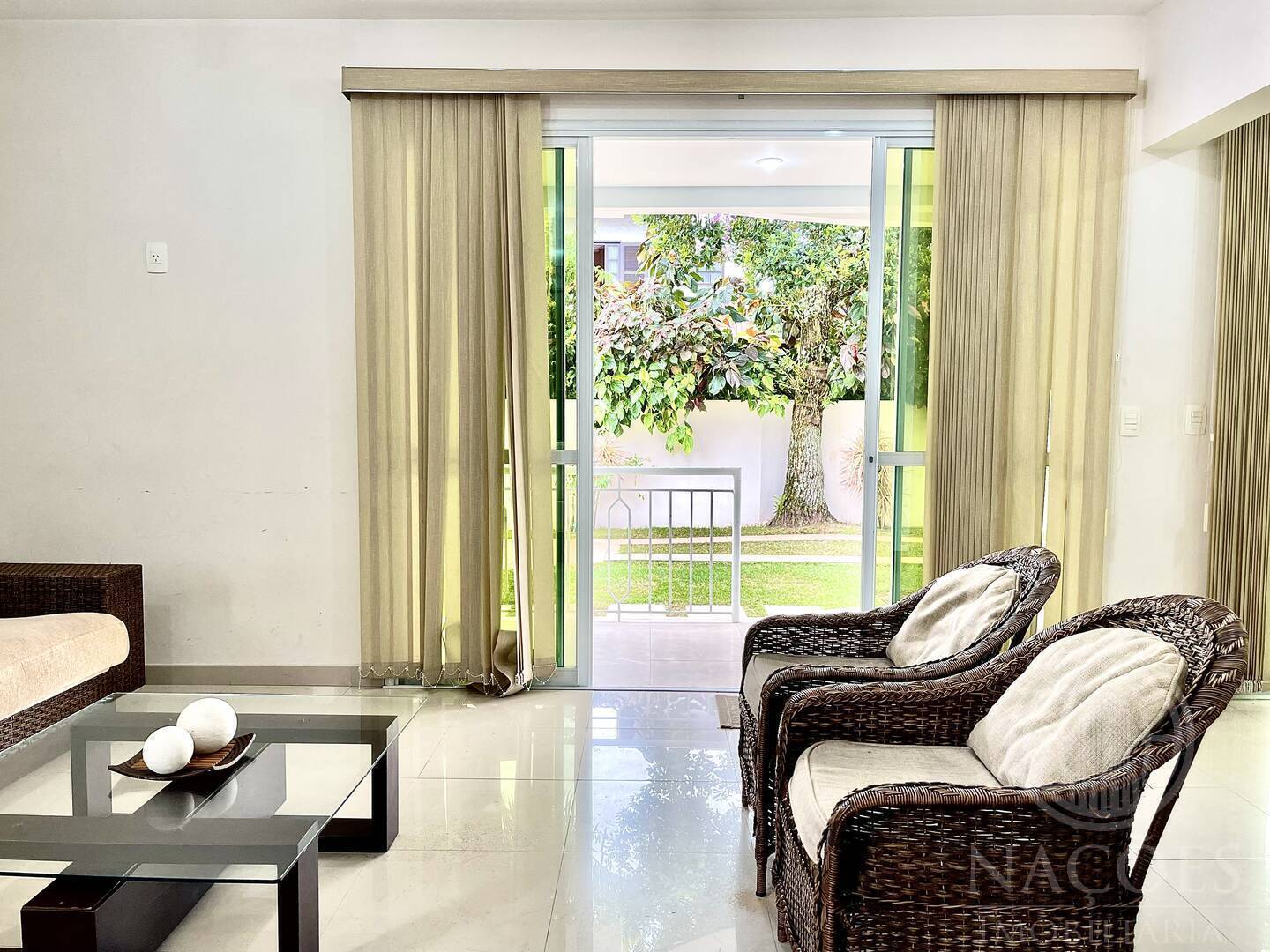 Casa, 4 quartos, 220 m² - Foto 14