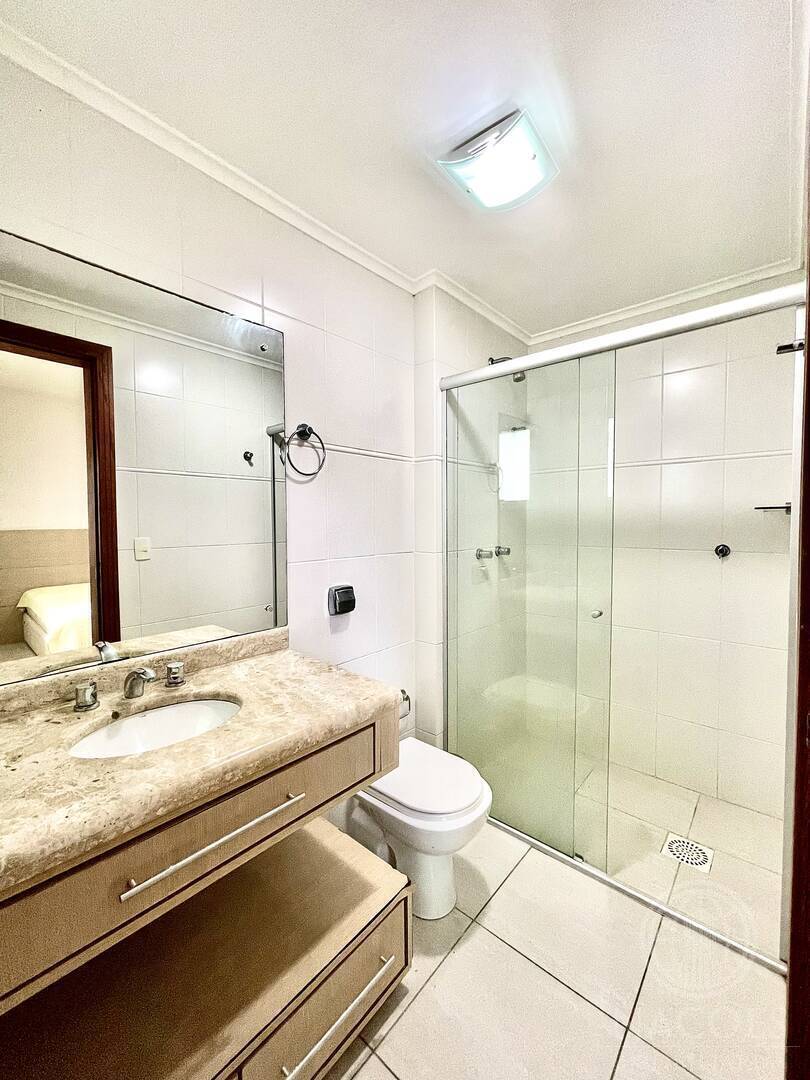 Casa, 4 quartos, 220 m² - Foto 35