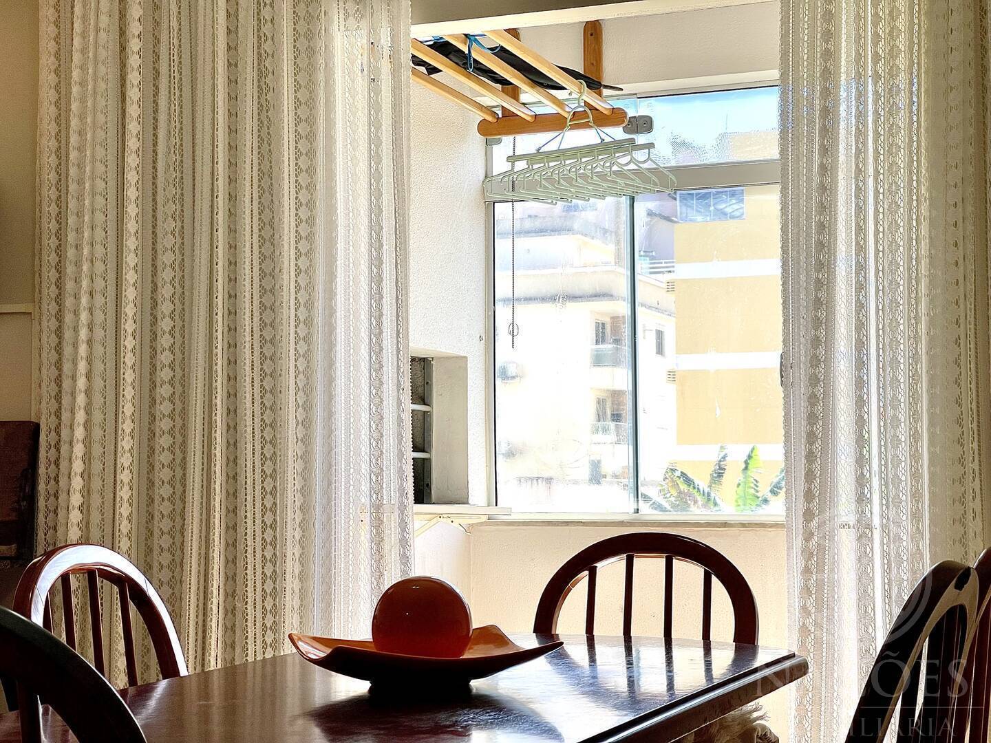 Apartamento, 2 quartos, 70 m² - Foto 2