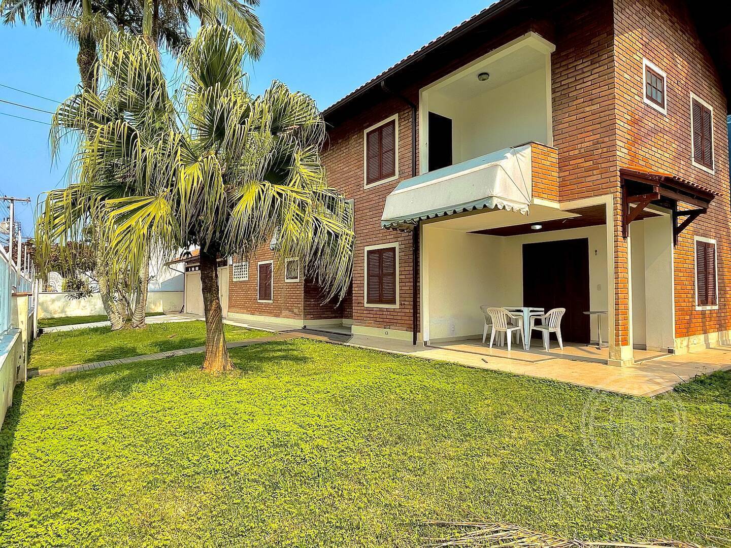 Casa, 4 quartos, 160 m² - Foto 1