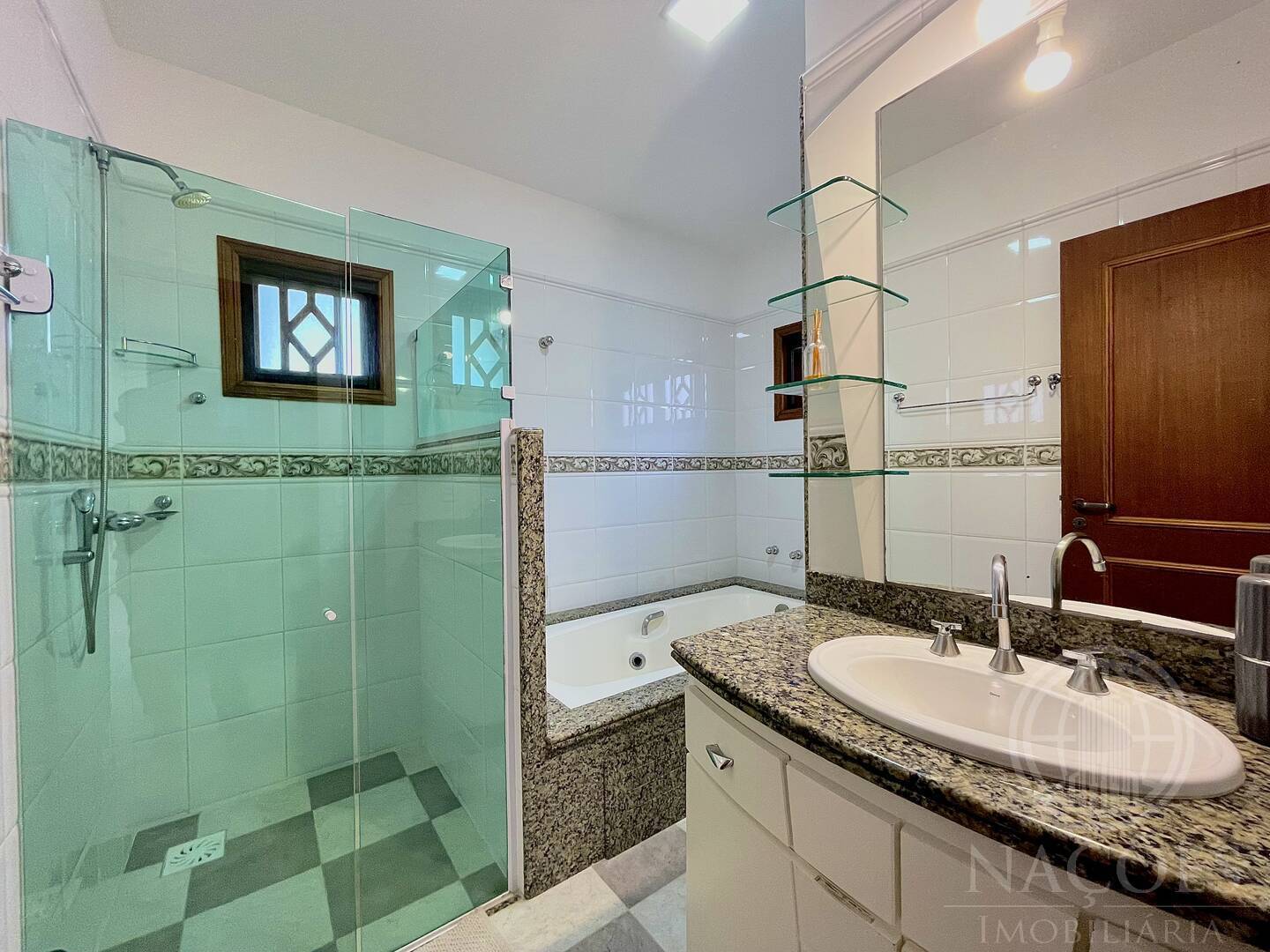 Casa, 5 quartos, 350 m² - Foto 31