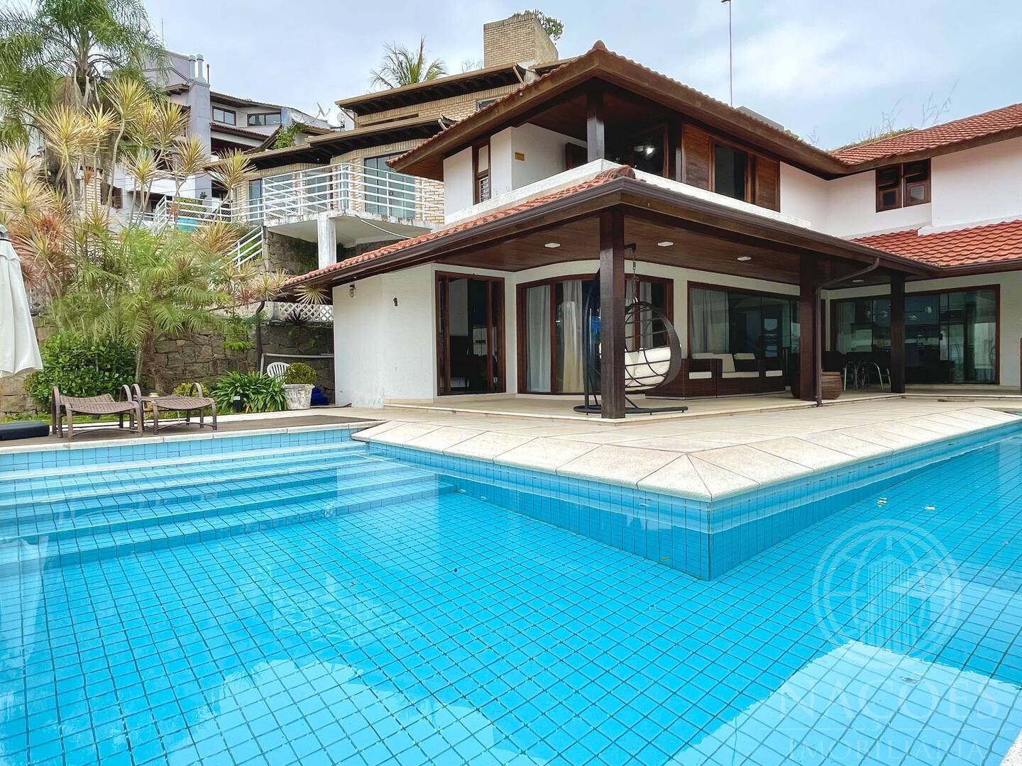 Casa, 5 quartos, 400 m² - Foto 1