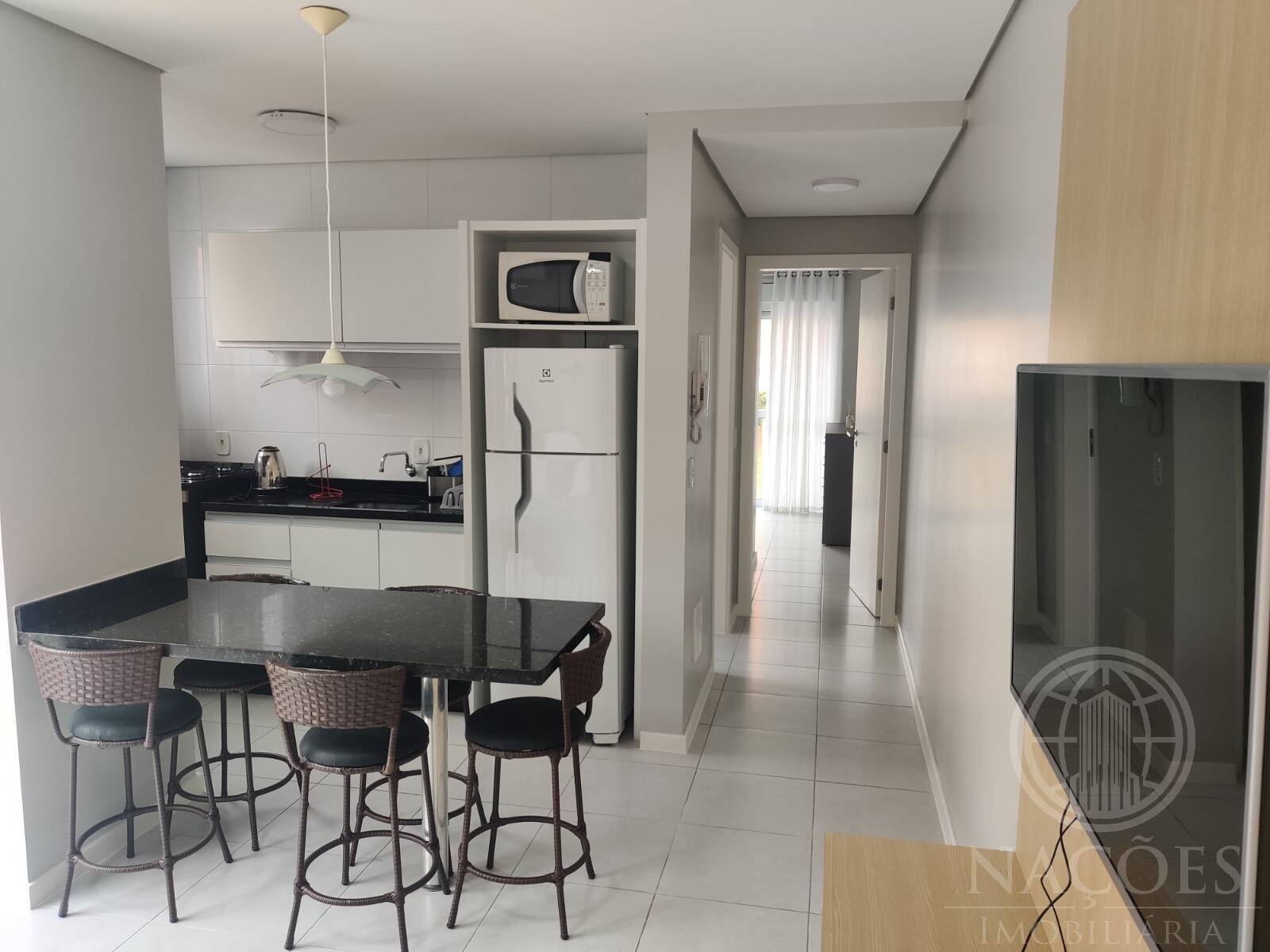 Apartamento, 1 quarto, 42 m² - Foto 2