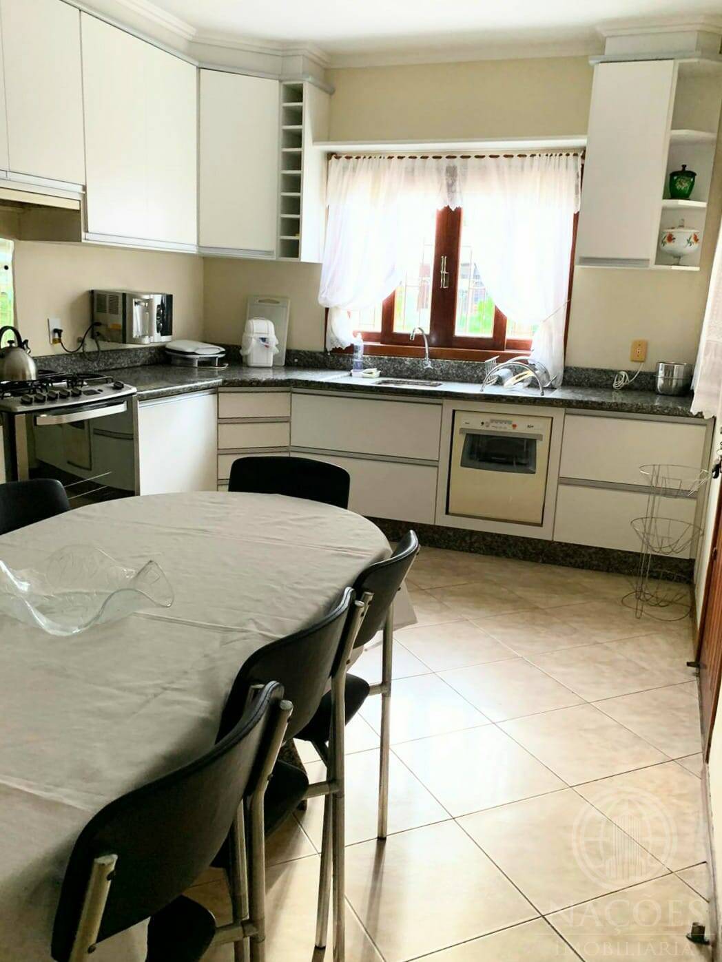 Casa, 6 quartos, 180 m² - Foto 8