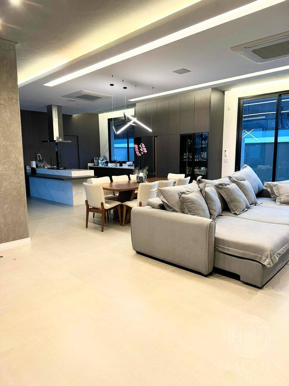 Casa, 4 quartos, 323 m² - Foto 5