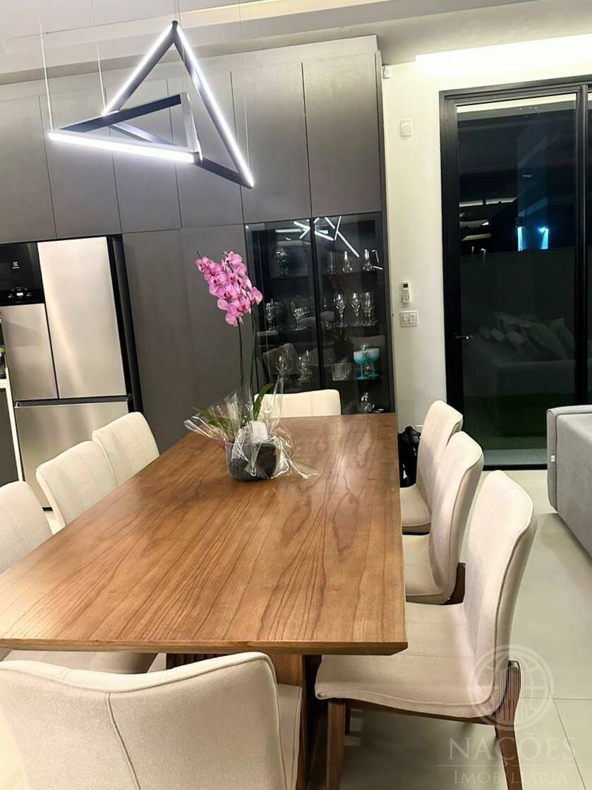 Casa, 4 quartos, 323 m² - Foto 12