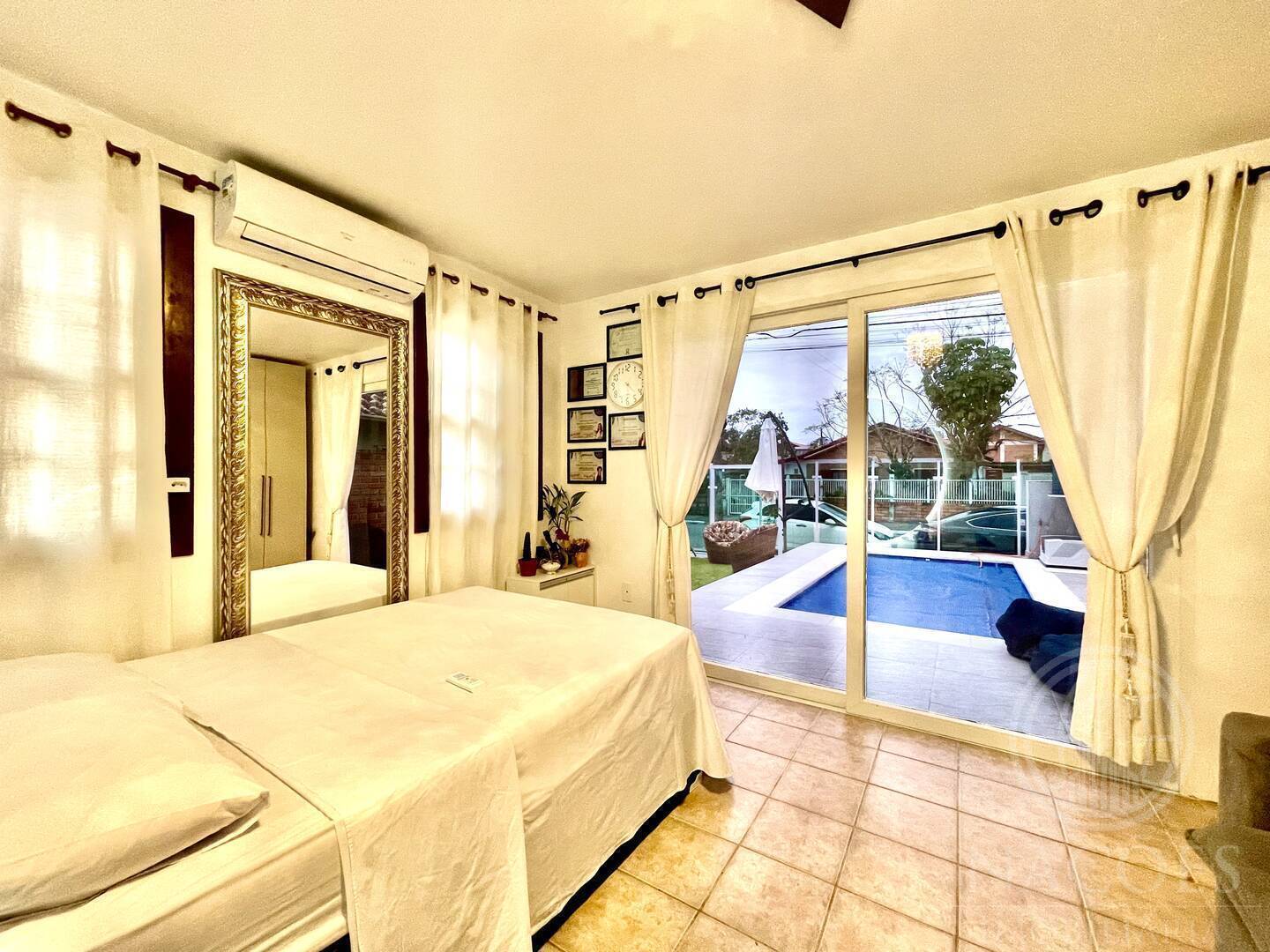 Casa, 3 quartos, 250 m² - Foto 15